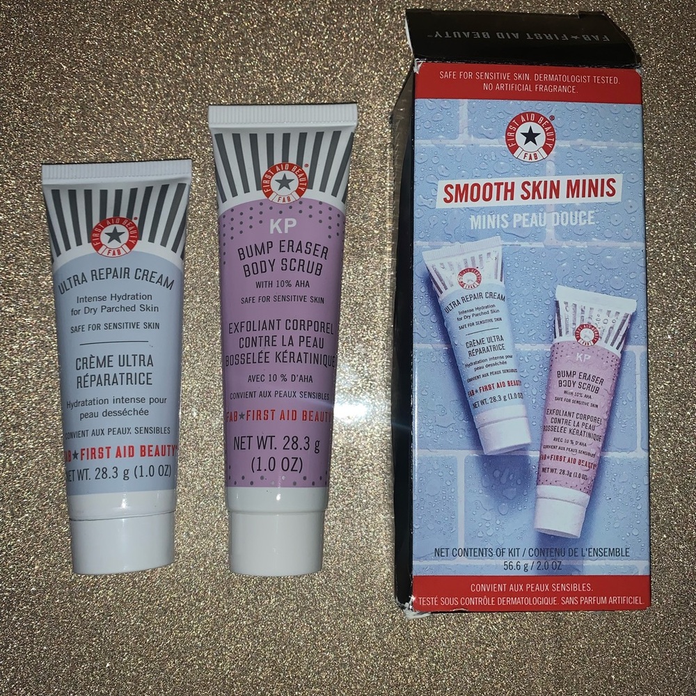 First Aid Beauty Smooth Skin Minis Set